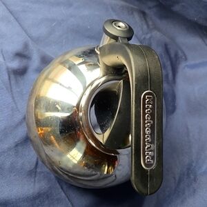 KitchenAid stainless steel 6 cup whistling teapot